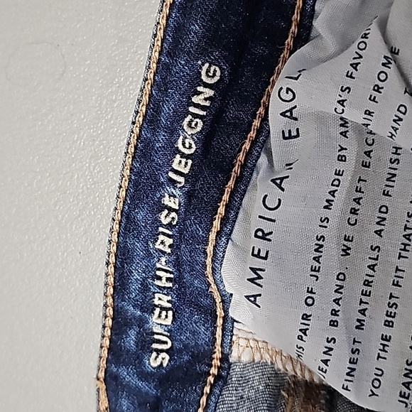 American Eagle dark wash next level stretch size 6 super high rise jeggings - Picture 7 of 8
